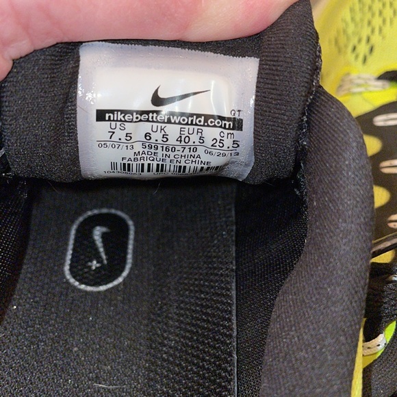 Nike size Youth 7.5 - Volt and Black - Lunarglide 5 - Picture 5 of 6